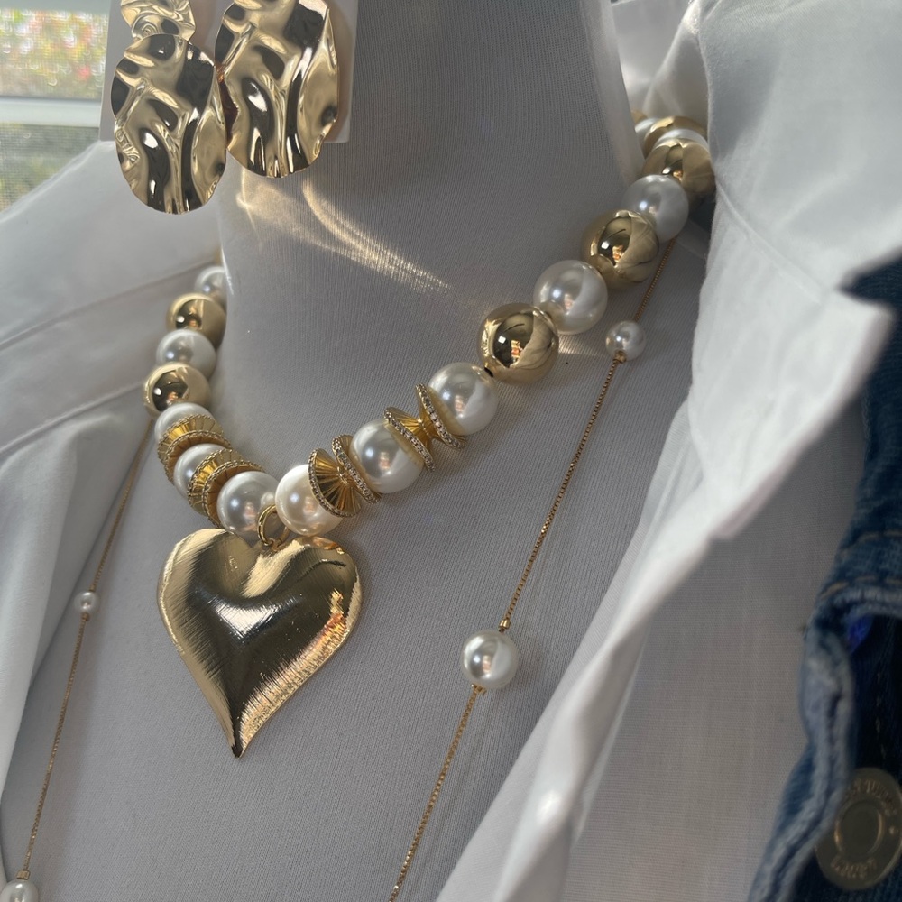 Heart of Gold Pearl Necklace